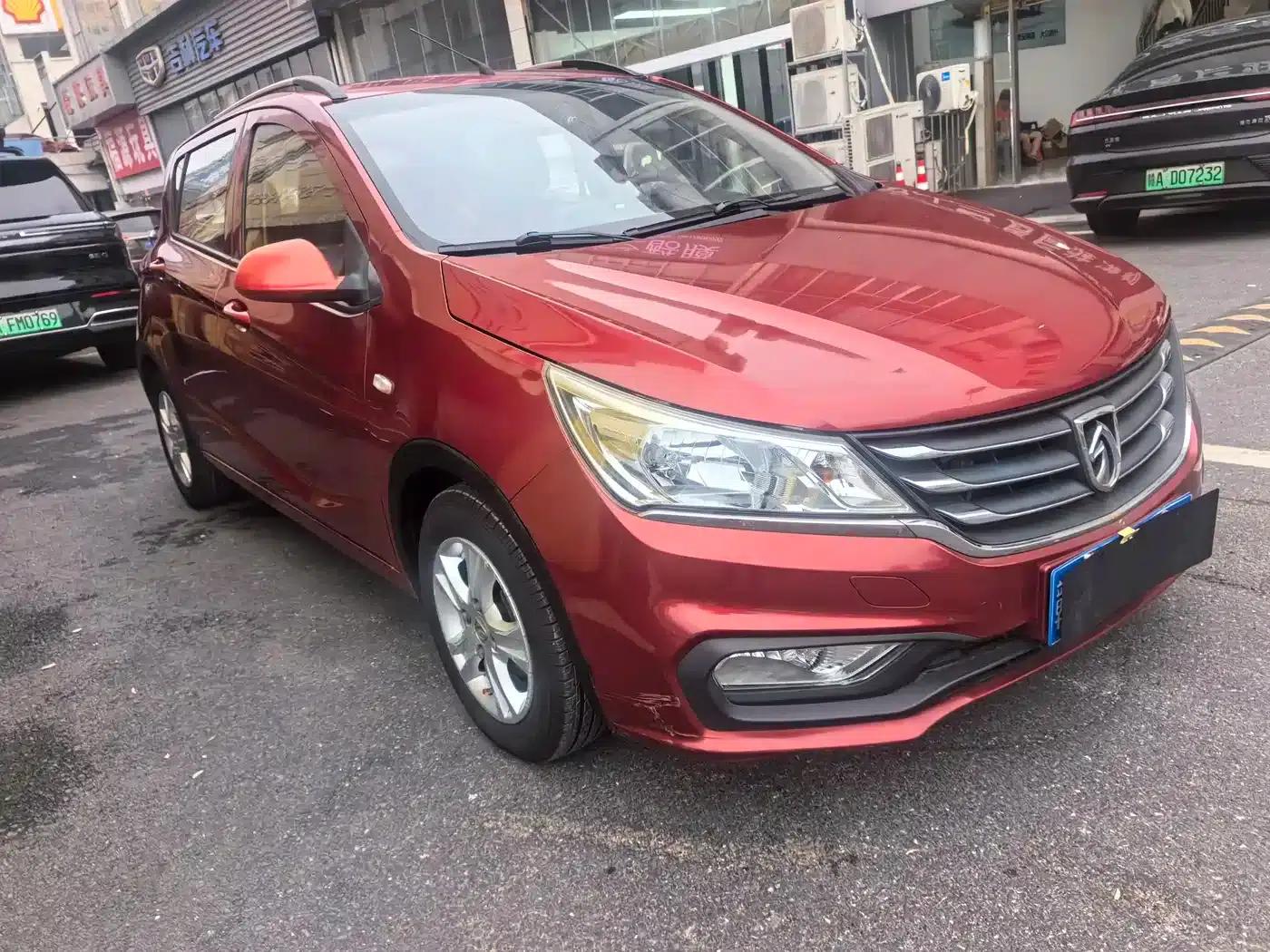 Baojun 310 2016 1.2L Manual Fashion Edition — миниатюра 3