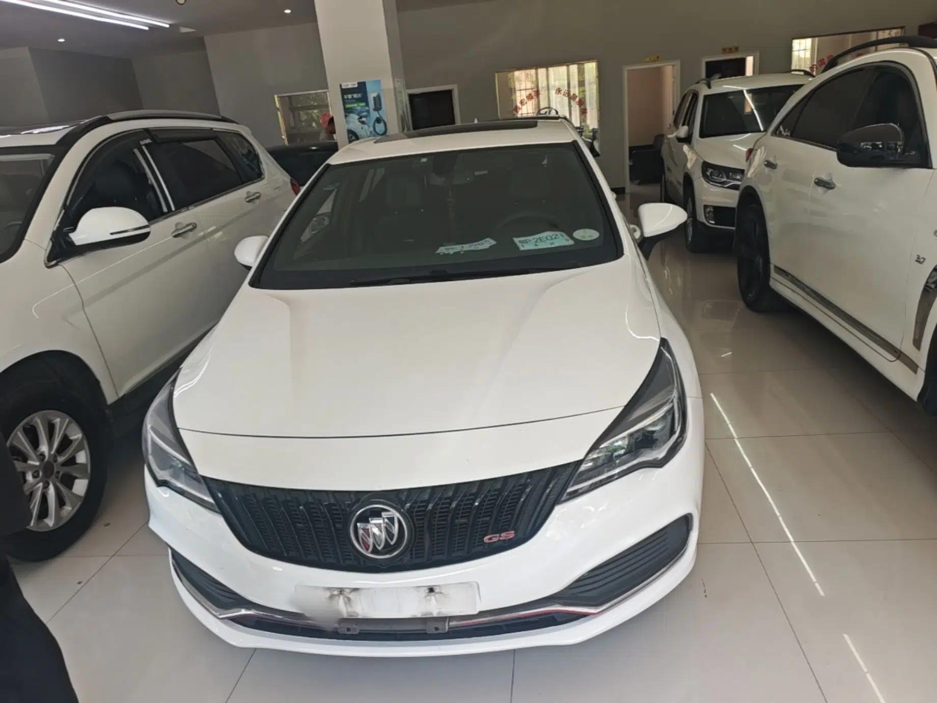 Buick Verano 2016 Hatchback GS 20T Dual-Clutch Passionate Sporty Model — миниатюра 2