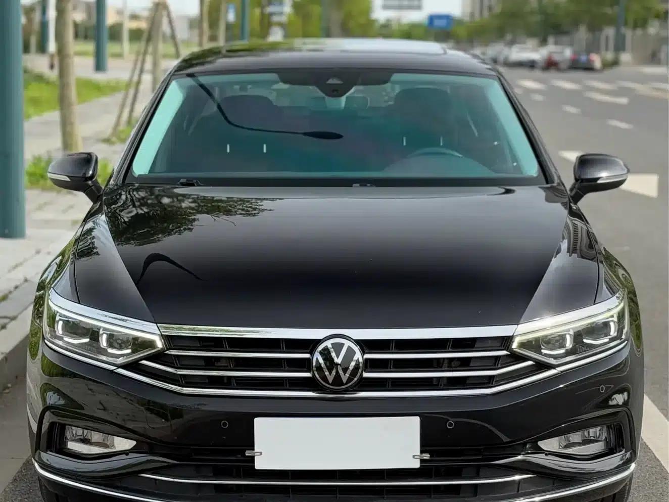 2020 Volkswagen Passat 380TSI DSG Luxury — миниатюра 3