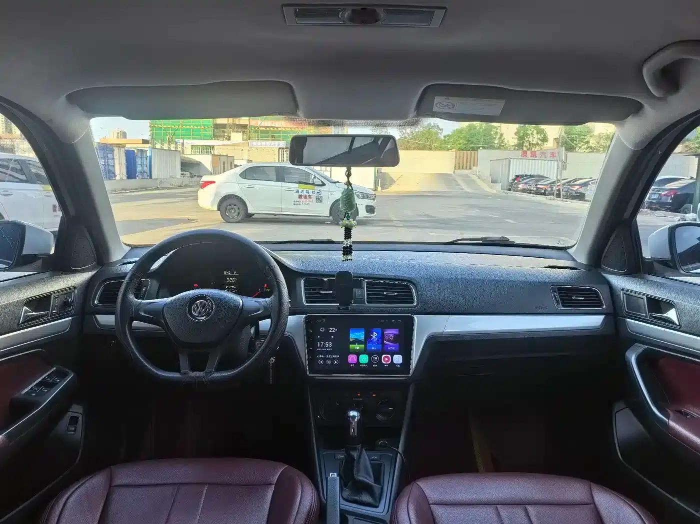 2017 Volkswagen Lavida 1.6L Automatic Fashion Edition — миниатюра 5