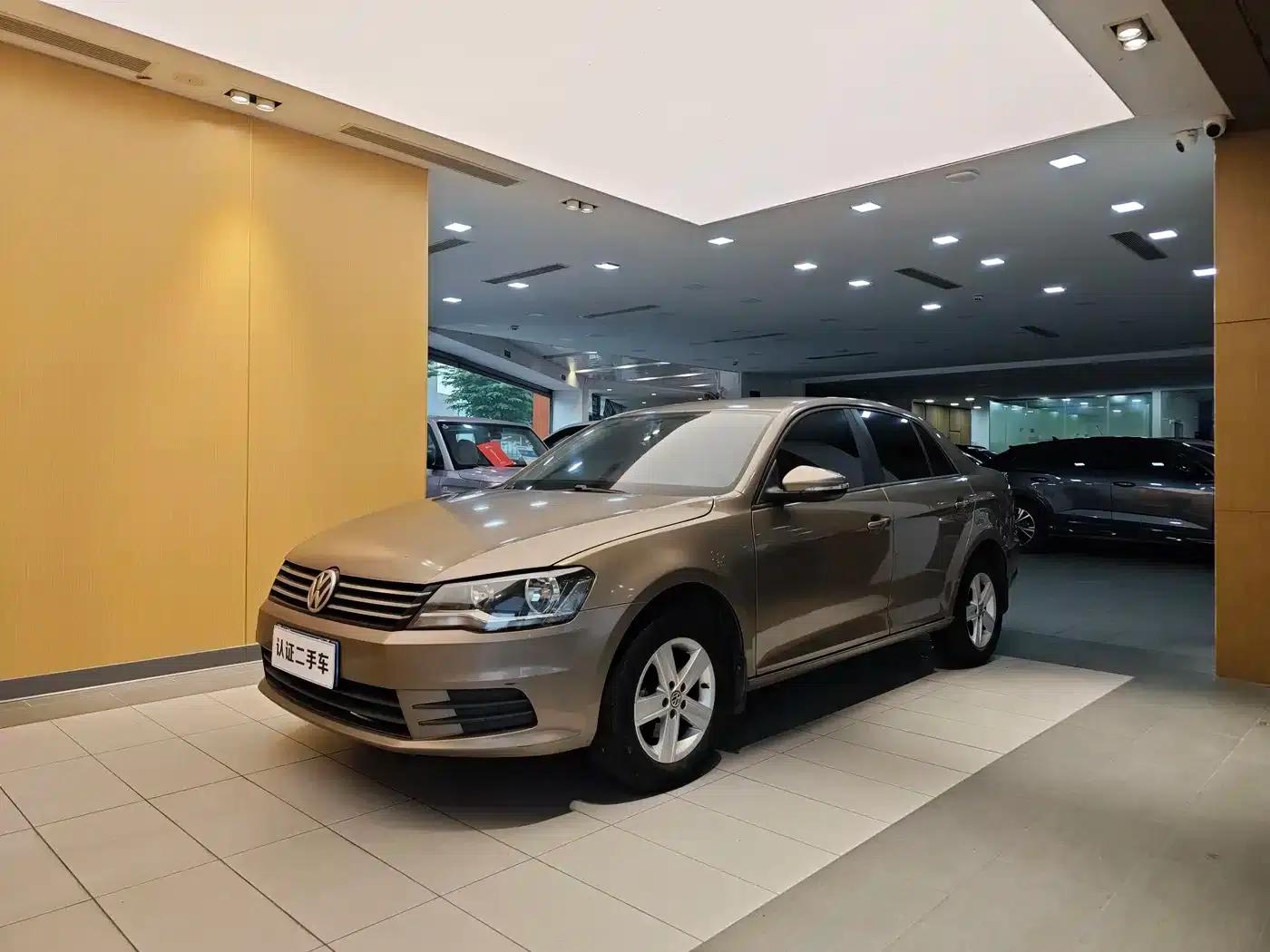 2015 Volkswagen Bora Value Edition 1.6L Automatic Fashion Model — миниатюра 1