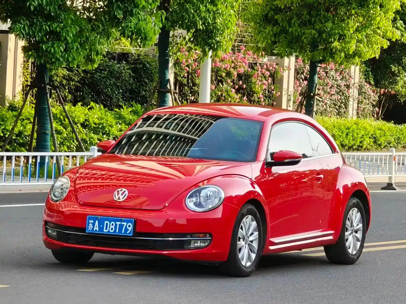 2013 Volkswagen Beetle 1.2TSI Fashion Edition — миниатюра 1
