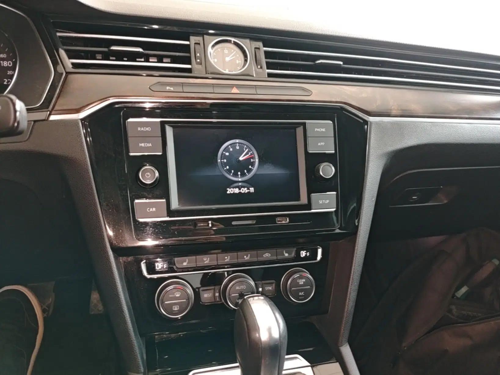 Volkswagen Magotan 2018 Facelift 330TSI DSG Luxury Model — миниатюра 15
