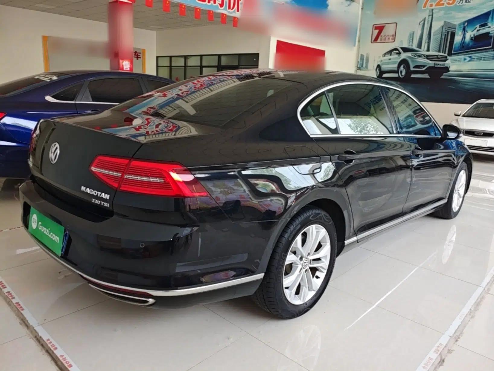 Volkswagen Magotan 2018 Facelift 330TSI DSG Luxury Model — миниатюра 4