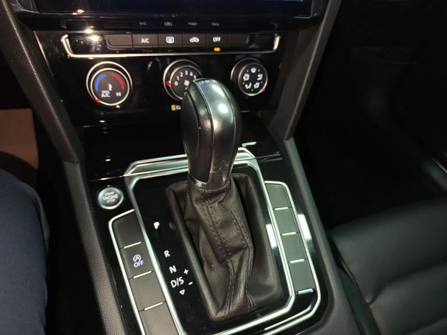 Volkswagen Magotan 2019 330TSI DSG Leading Model China VI Standard — миниатюра 16