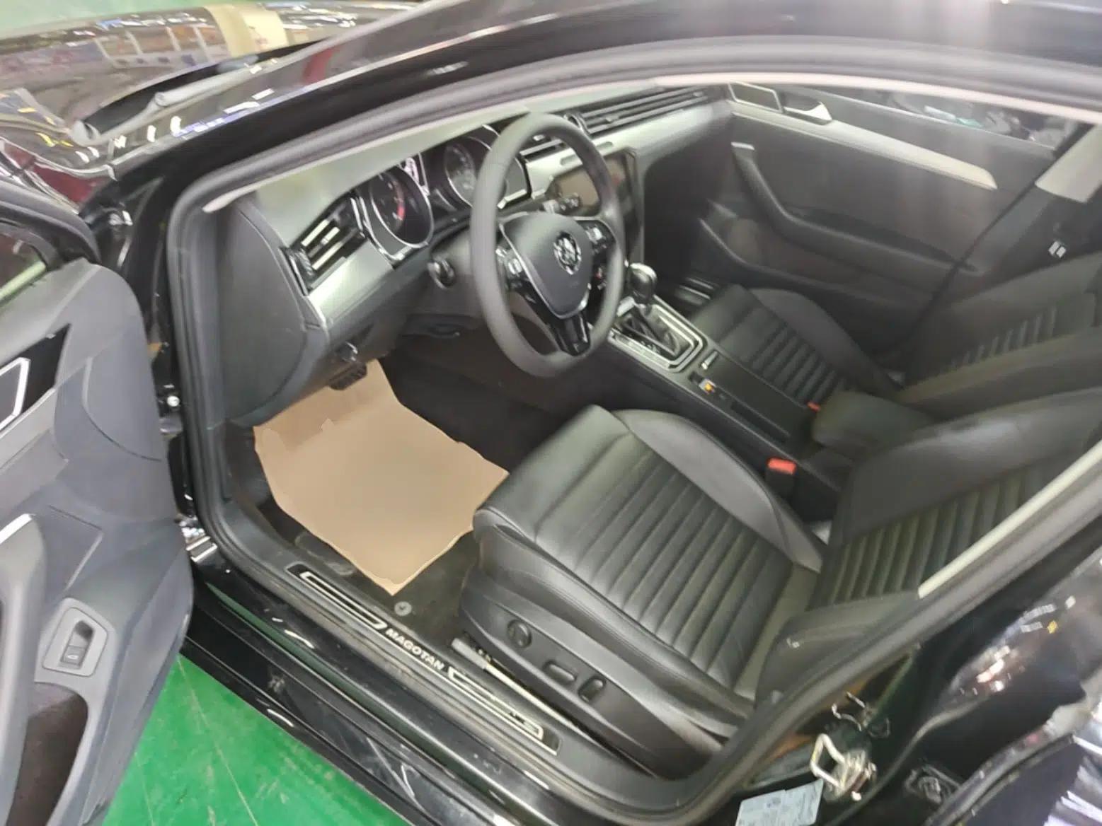 Volkswagen Magotan 2019 330TSI DSG Leading Model China VI Standard — миниатюра 18