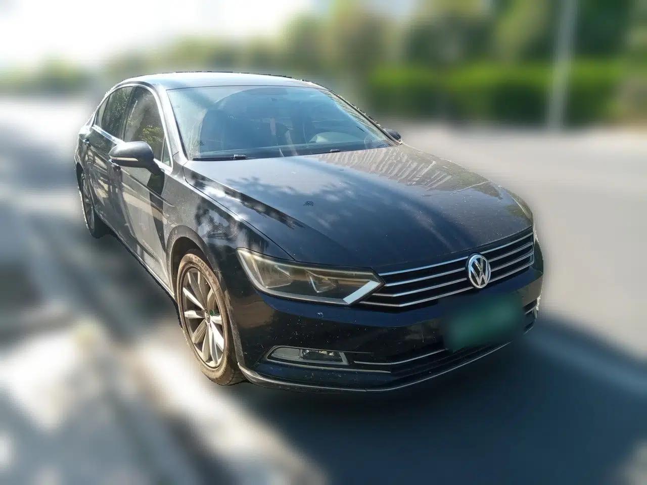 Volkswagen Magotan 2018 330TSI DSG Advanced Model — миниатюра 3
