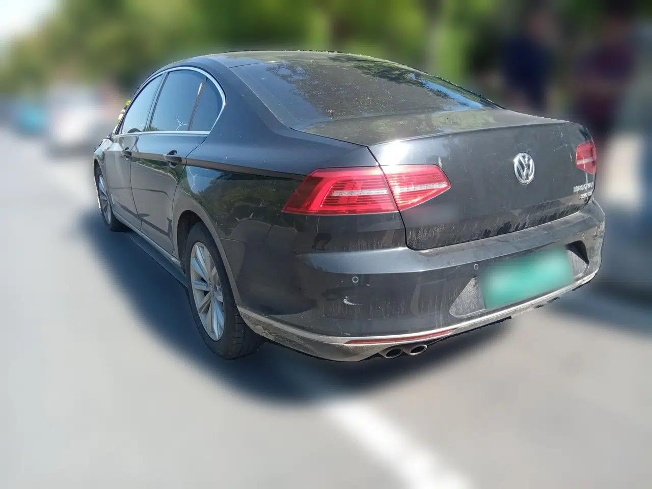 Volkswagen Magotan 2018 330TSI DSG Advanced Model — миниатюра 4