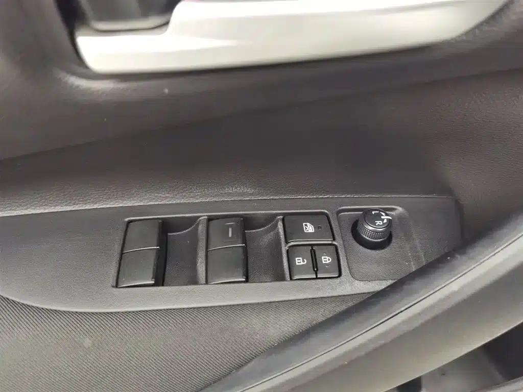 Levin 2023 Intelligent Hybrid Dual Engine 1.8L Leading Edition — миниатюра 9