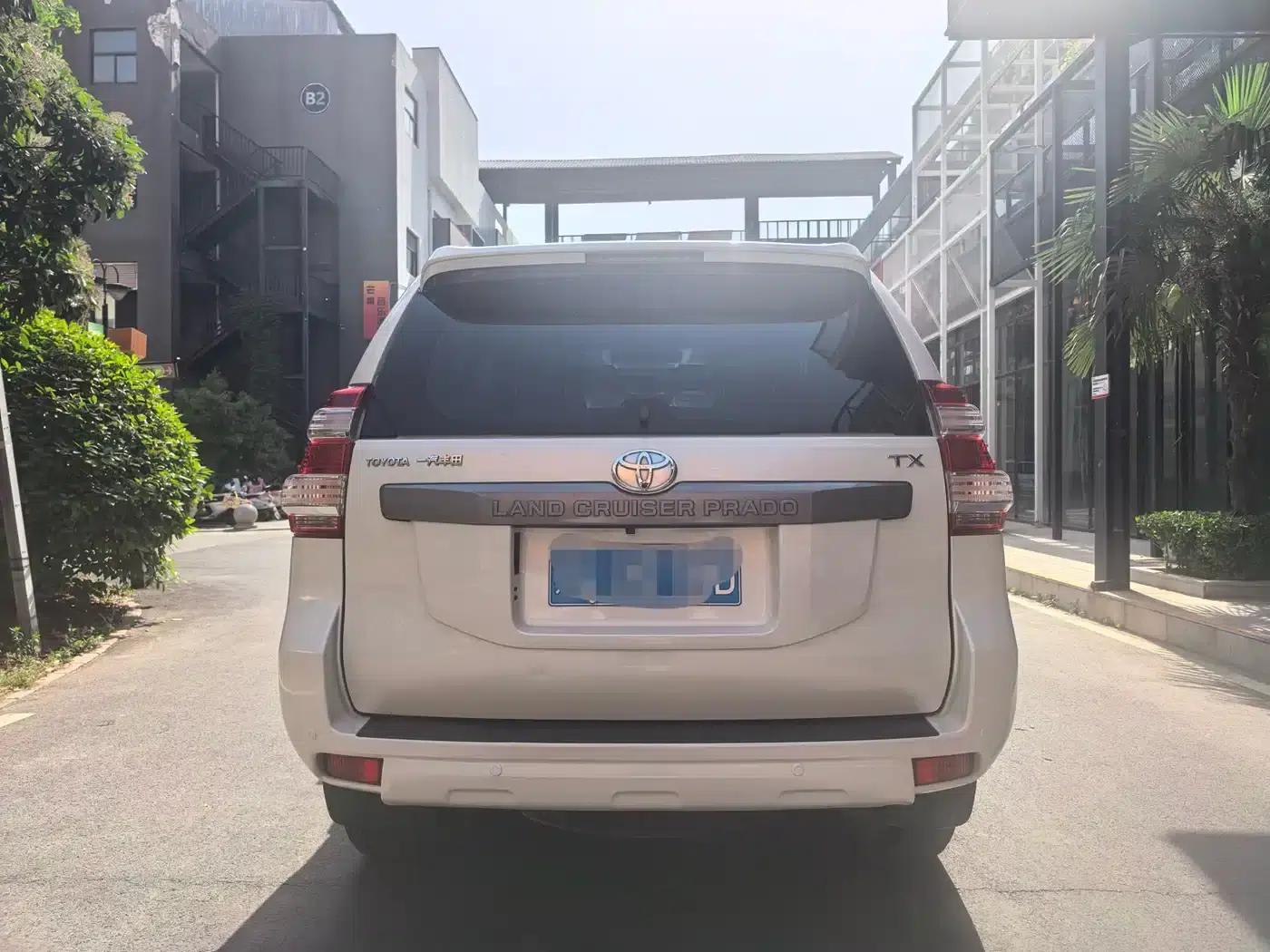 2016 Prado 3.5L Automatic TX-L NAVI — миниатюра 8