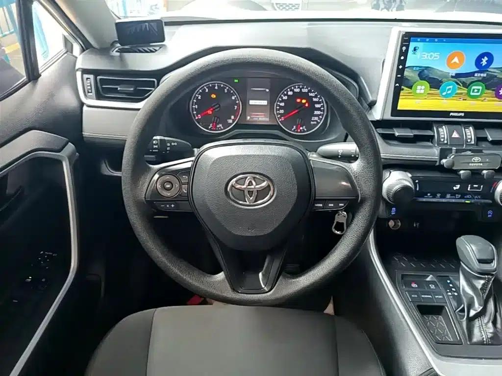2022 Toyota RAV4 (Facelift) 2.0L CVT 2WD Leading Edition — миниатюра 11
