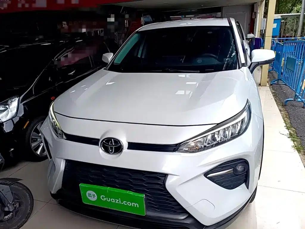 2022 Toyota RAV4 (Facelift) 2.0L CVT 2WD Leading Edition — миниатюра 3