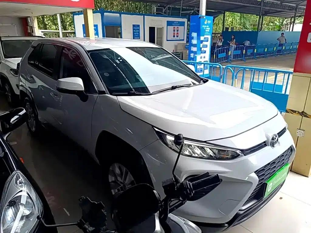 2022 Toyota RAV4 (Facelift) 2.0L CVT 2WD Leading Edition — миниатюра 4