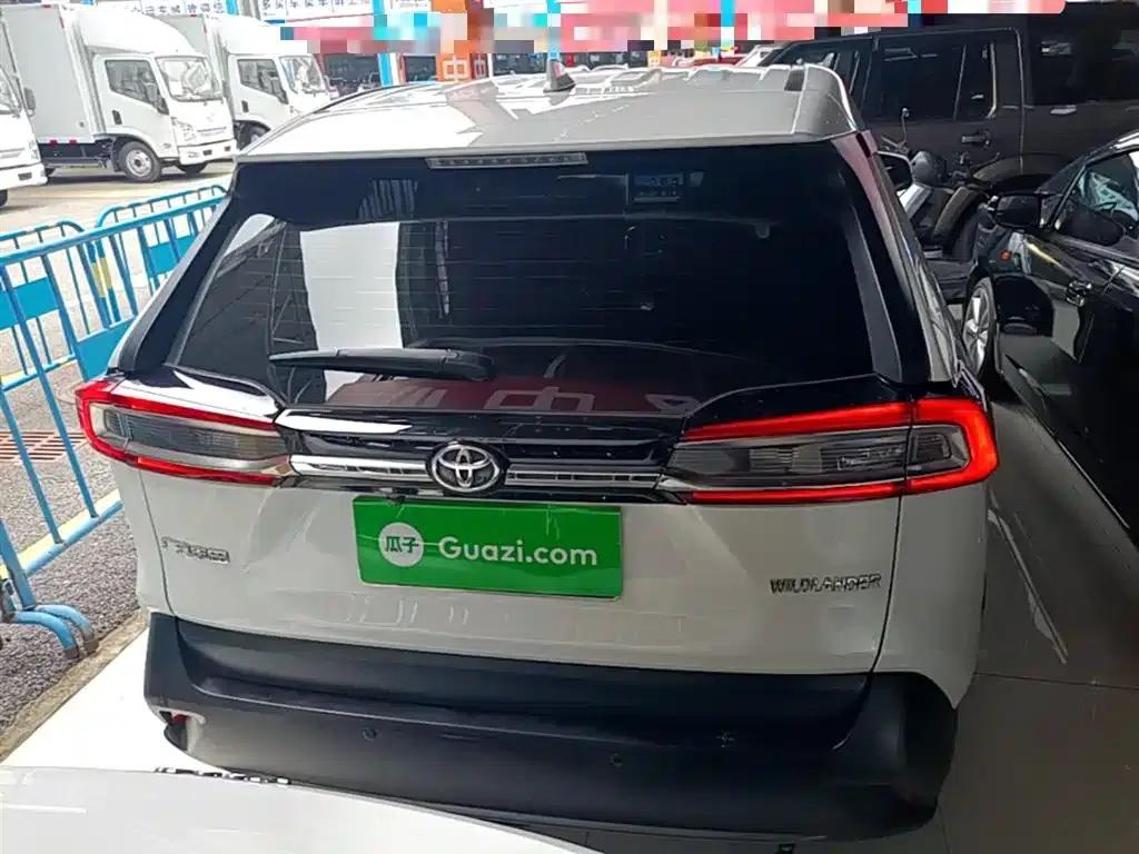 2022 Toyota RAV4 (Facelift) 2.0L CVT 2WD Leading Edition — миниатюра 6