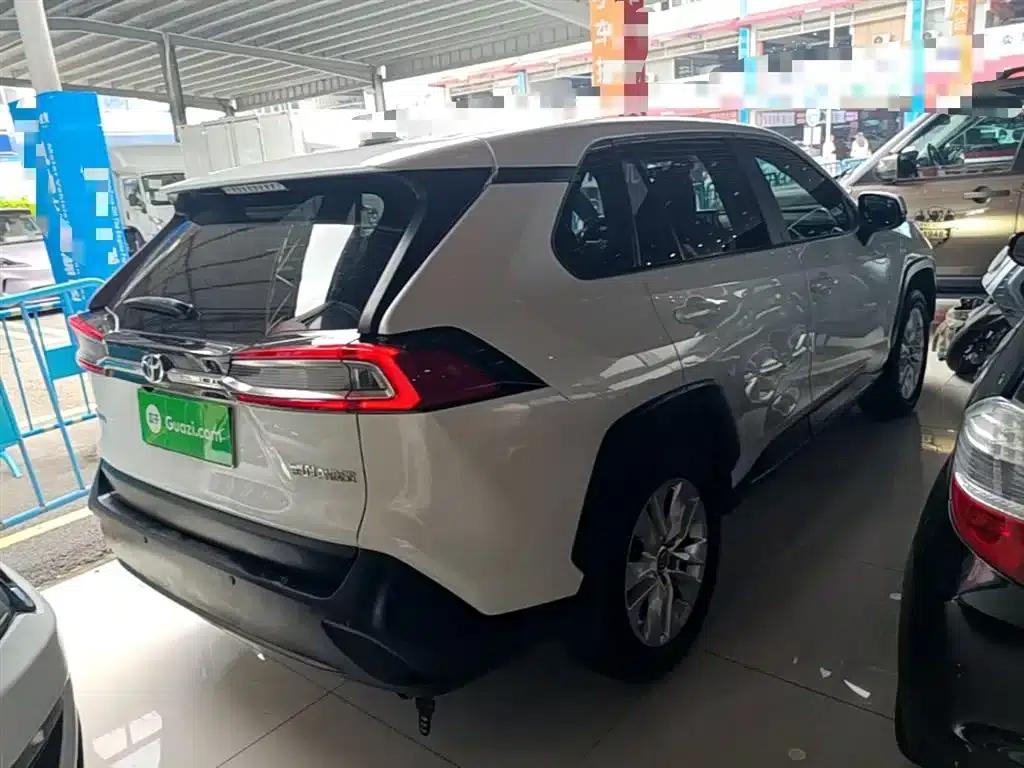 2022 Toyota RAV4 (Facelift) 2.0L CVT 2WD Leading Edition — миниатюра 7