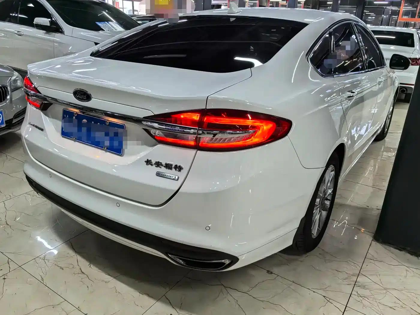 2017 Ford Mondeo EcoBoost 180 Fashion Edition — миниатюра 6