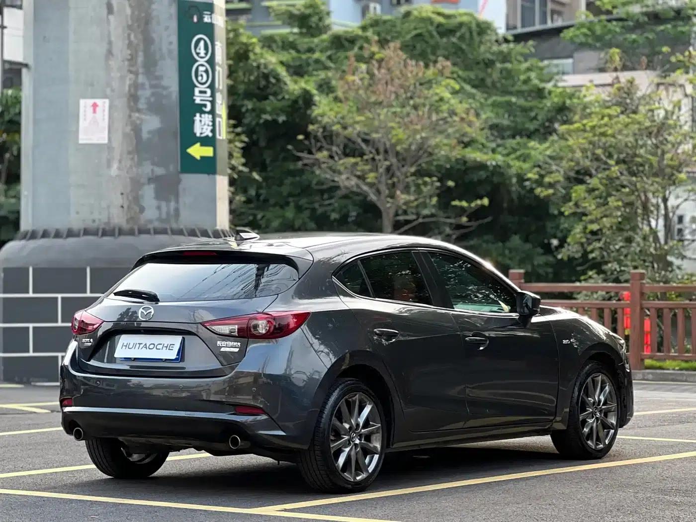 Mazda3 Axela 2017 Hatchback 2.0L Automatic Sport (China V Emission Standard) — миниатюра 12