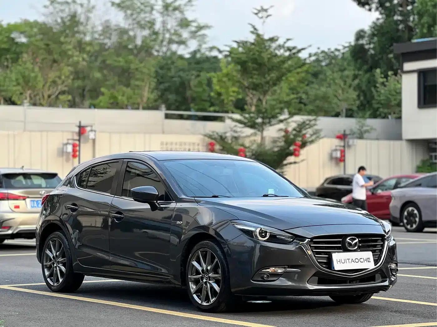 Mazda3 Axela 2017 Hatchback 2.0L Automatic Sport (China V Emission Standard) — миниатюра 3