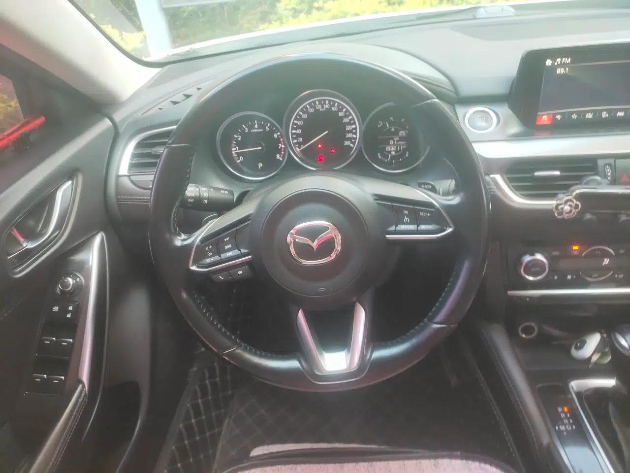 Mazda Atenza 2018 2.5L Skyactiv Sport Version China V Standard — миниатюра 9