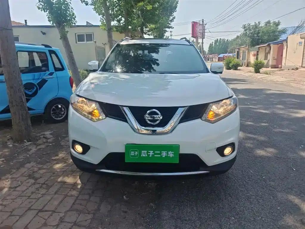 Nissan X-Trail 2015 2.0L CVT Comfort MAX Edition 2WD — миниатюра 3