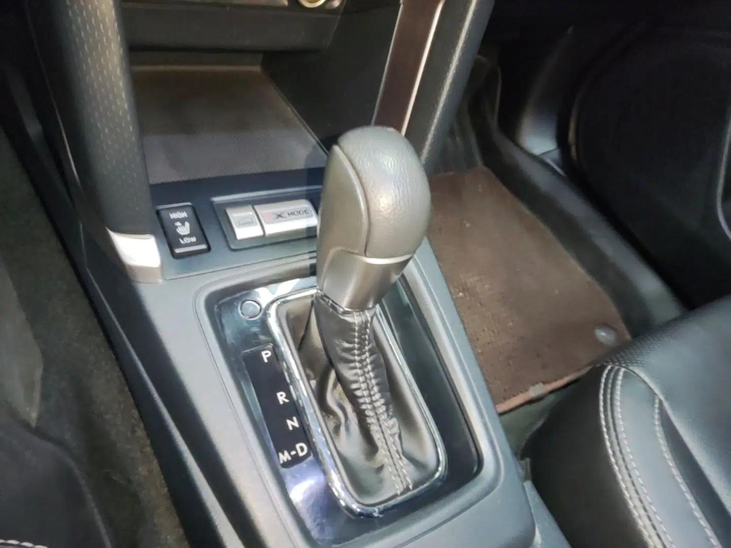 Subaru Forester 2018 2.5i Luxury Navigation Edition — миниатюра 17