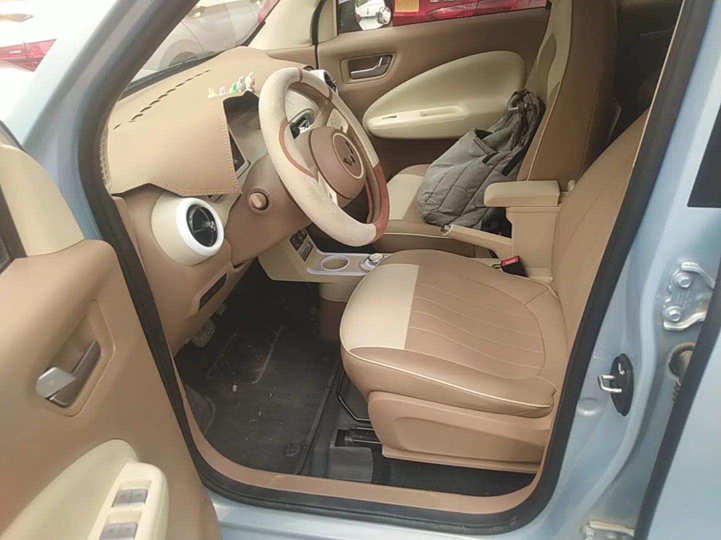 Wuling Hongguang MINIEV 2025 Four-Door Version Advanced Edition — миниатюра 18