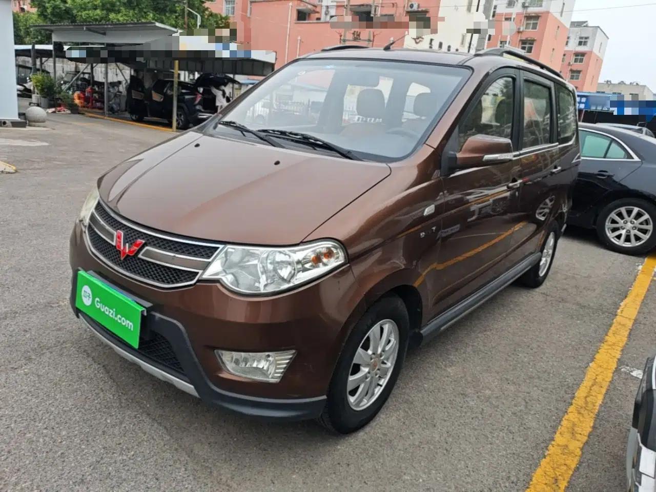 Wuling Hongguang 2014 1.5L S Comfort Model — миниатюра 1