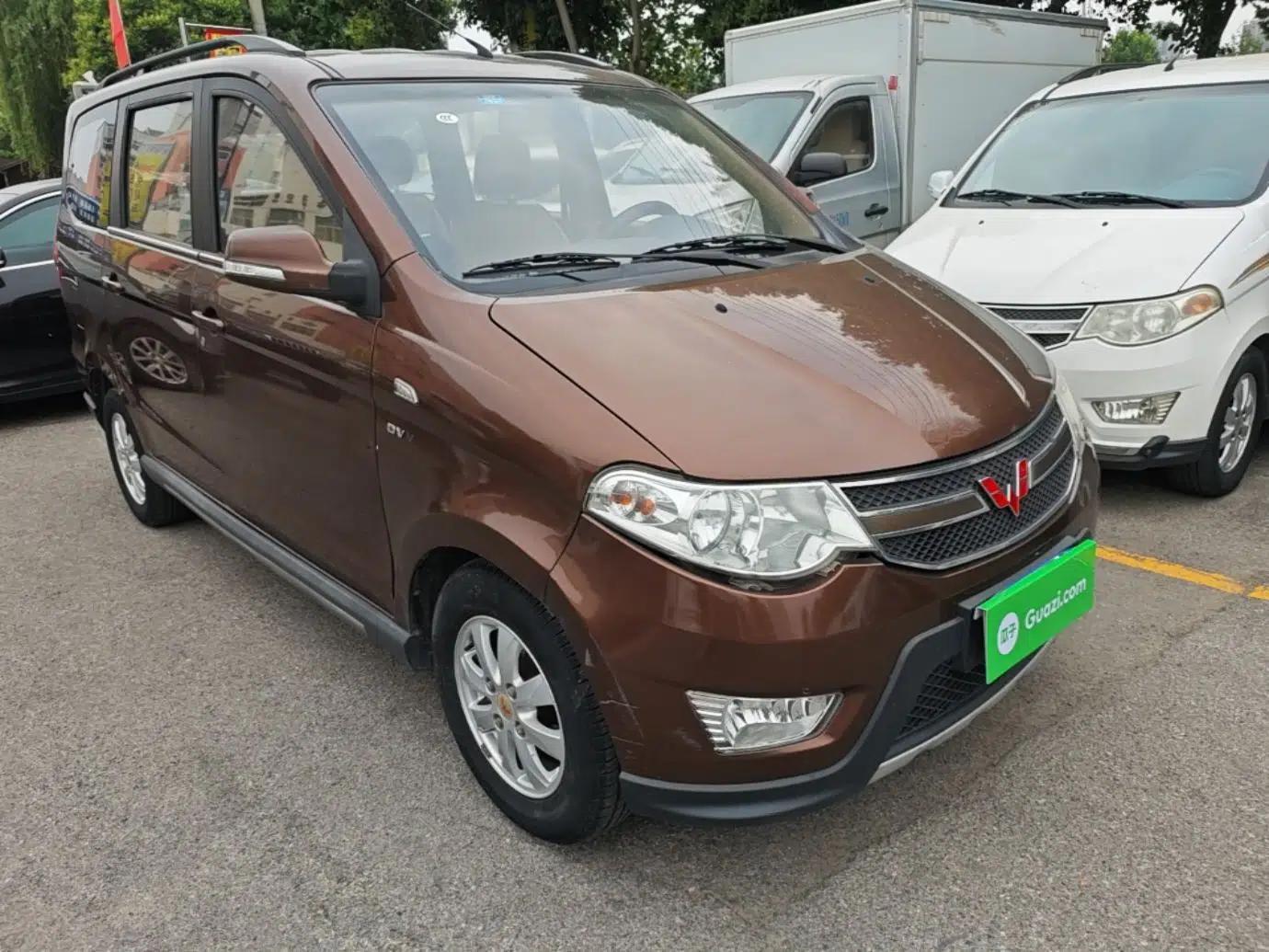Wuling Hongguang 2014 1.5L S Comfort Model — миниатюра 3