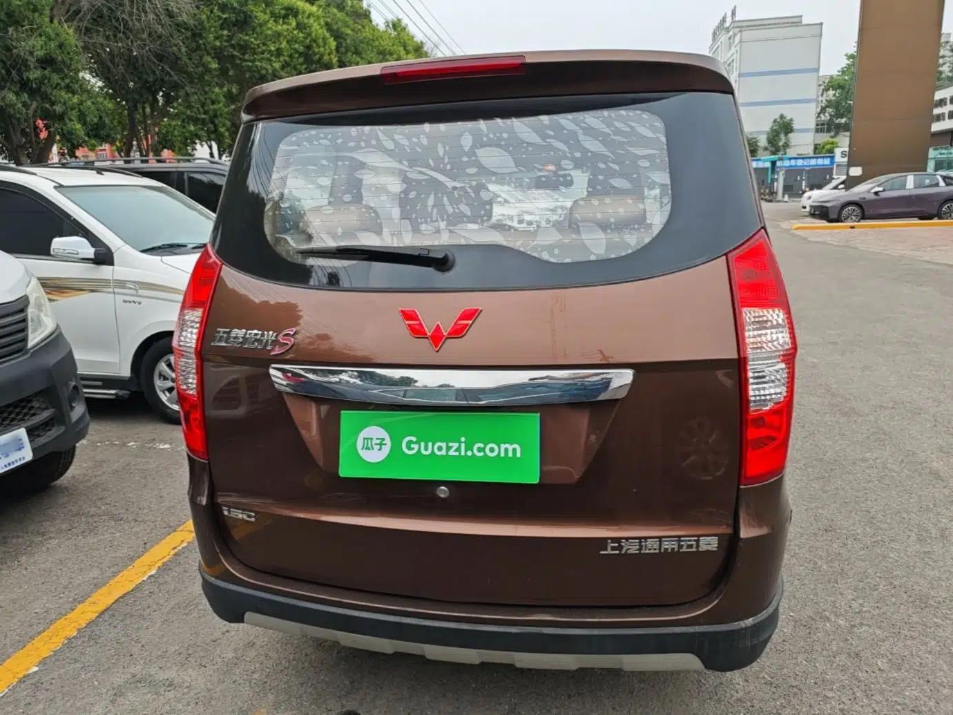 Wuling Hongguang 2014 1.5L S Comfort Model — миниатюра 5