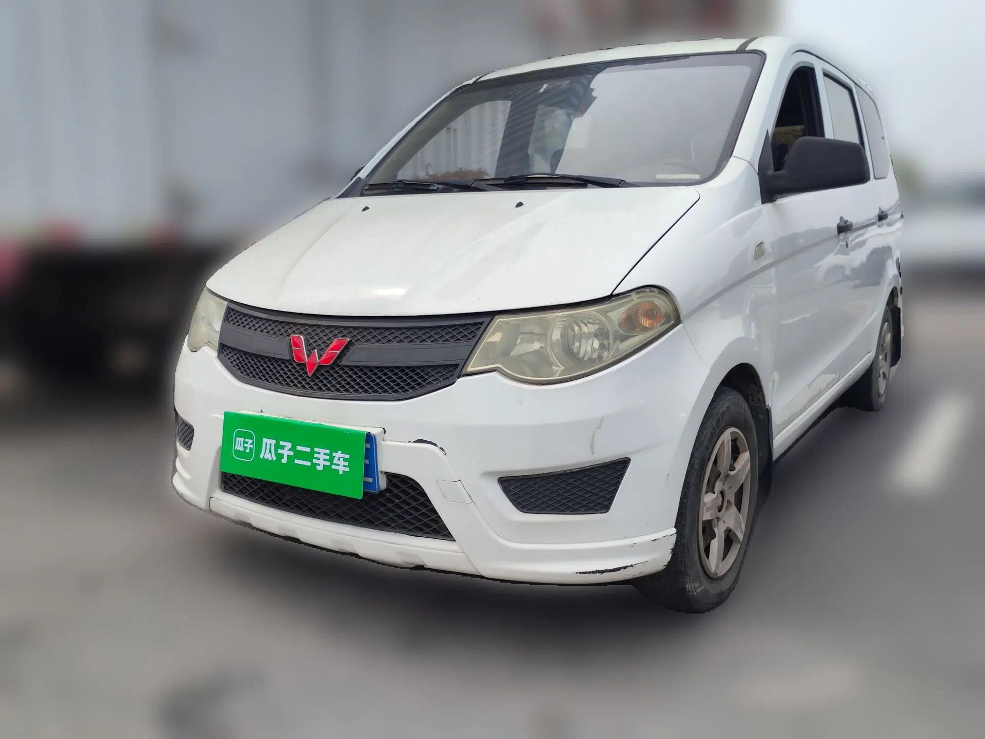 Wuling Hongguang 2016 1.5L Restyled S Comfort Version — миниатюра 1