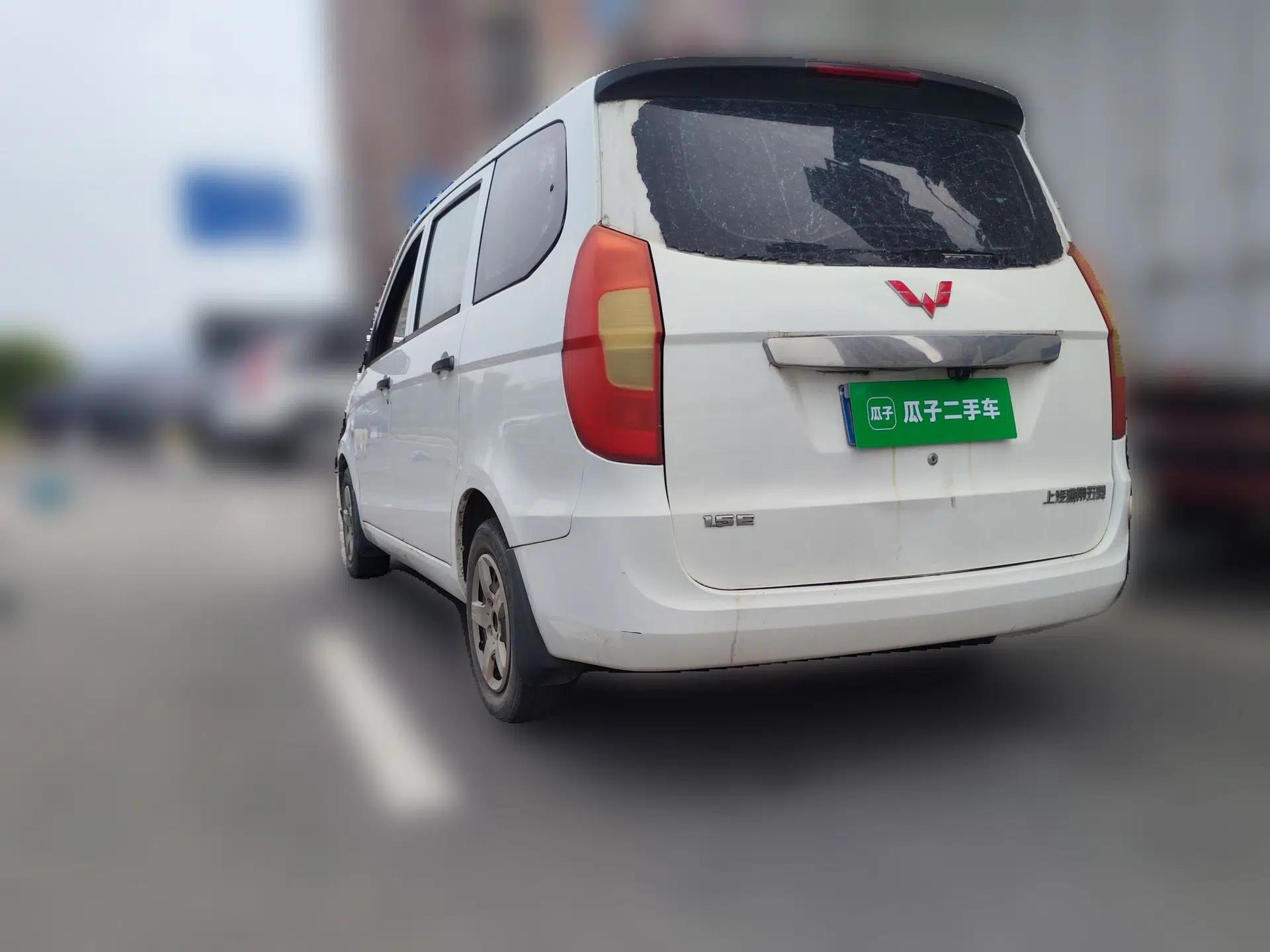 Wuling Hongguang 2016 1.5L Restyled S Comfort Version — миниатюра 4