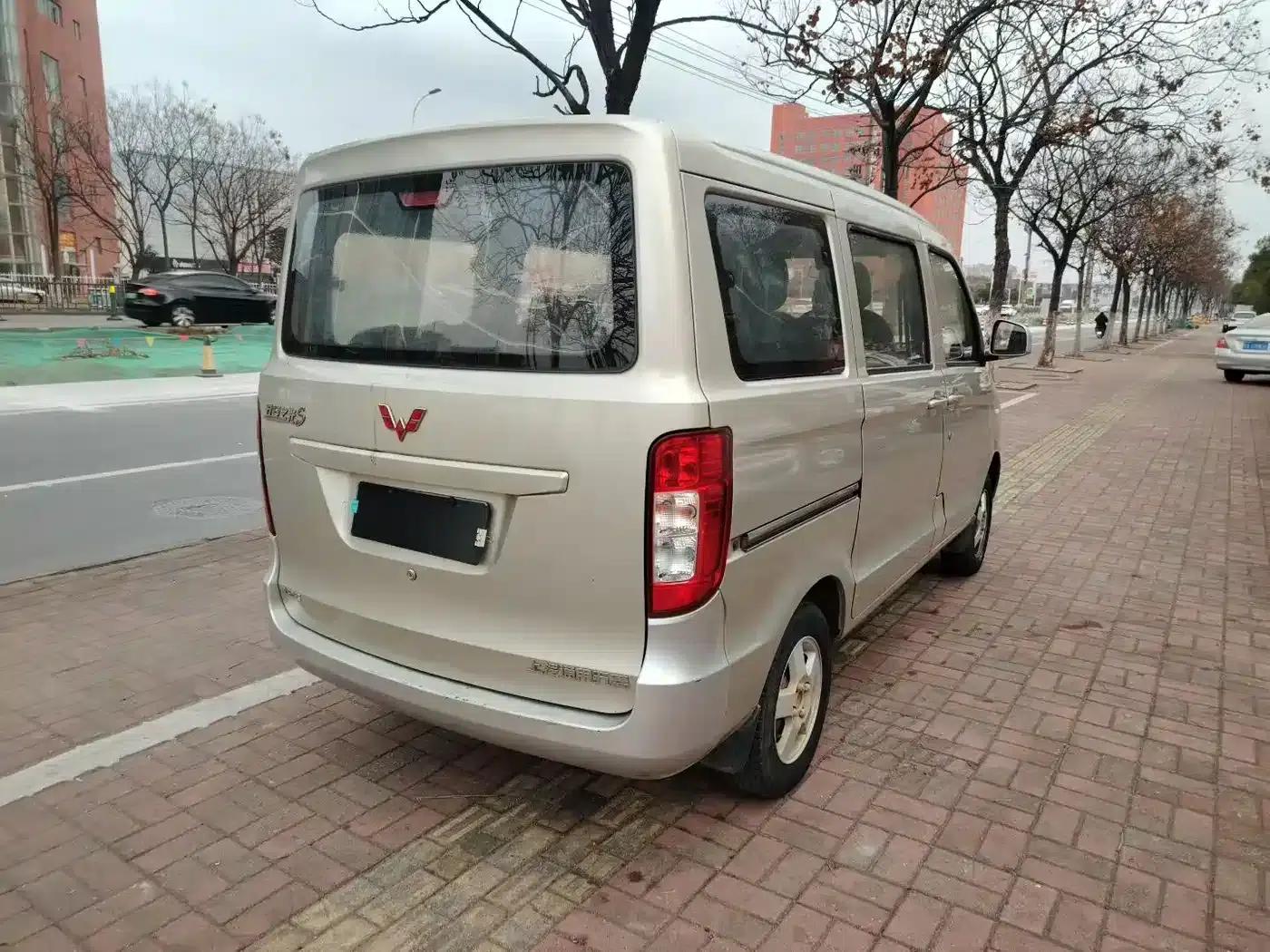 Wuling Sunshine 2015 1.2L S Standard LSI — миниатюра 7