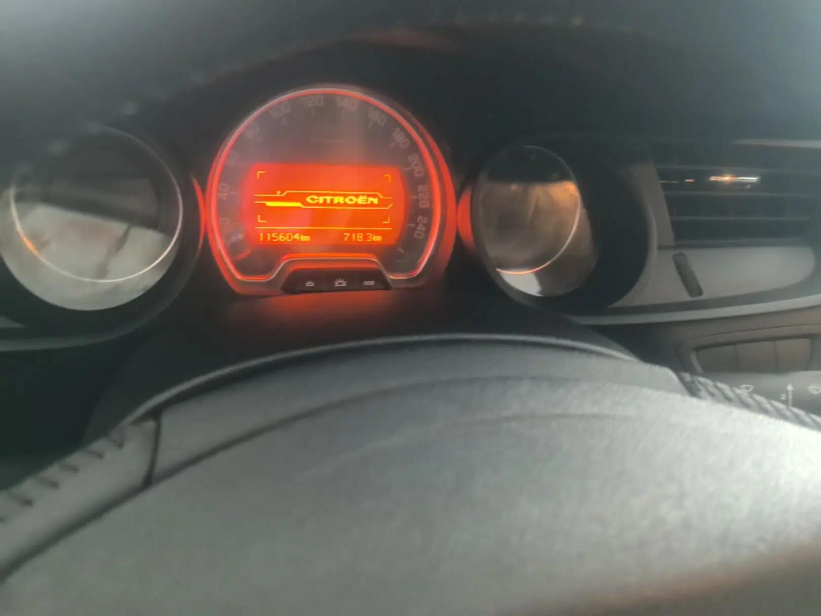 Citroen C5 2014 2.0L Automatic Luxury Edition — миниатюра 15