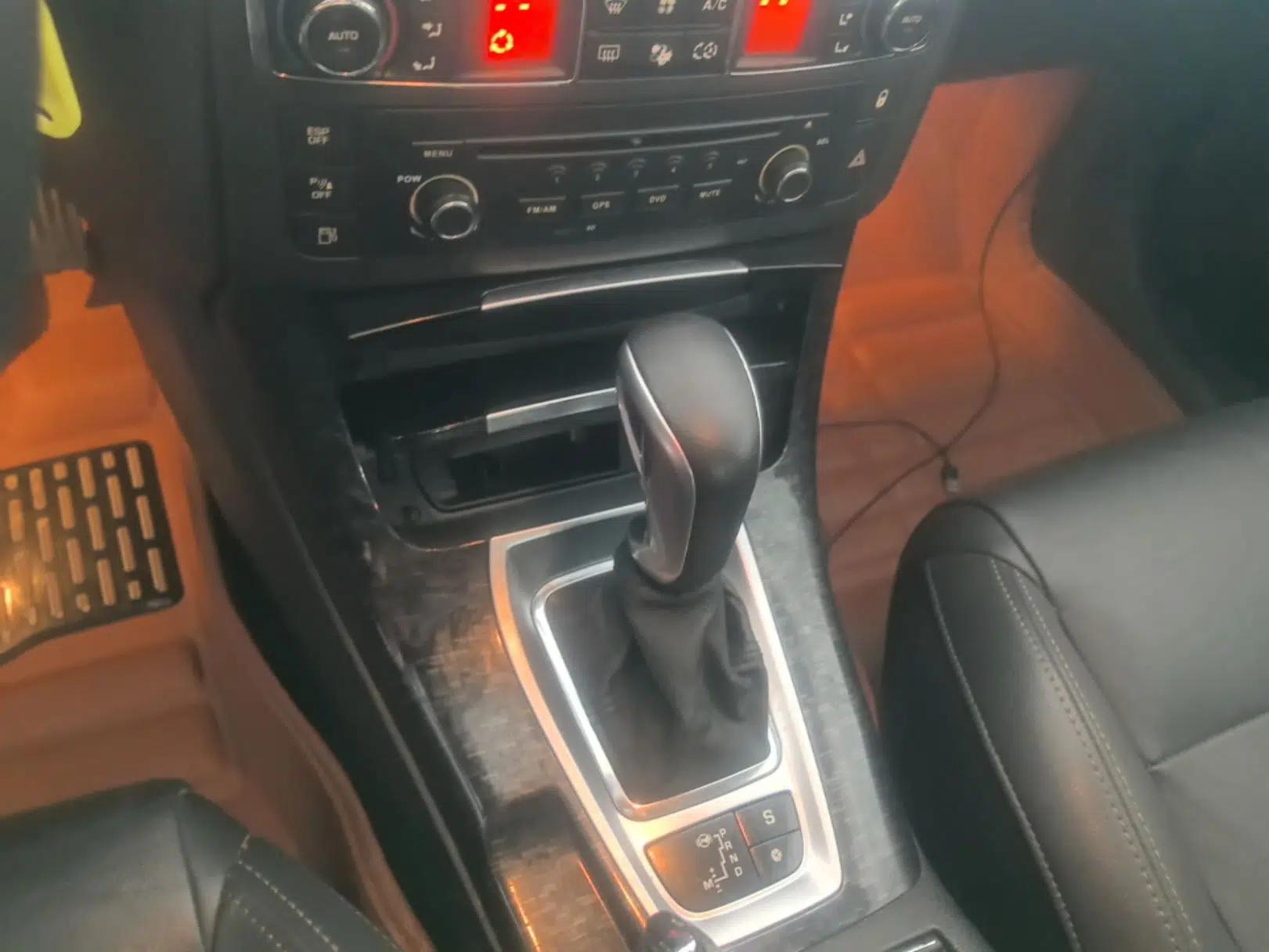Citroen C5 2014 2.0L Automatic Luxury Edition — миниатюра 17