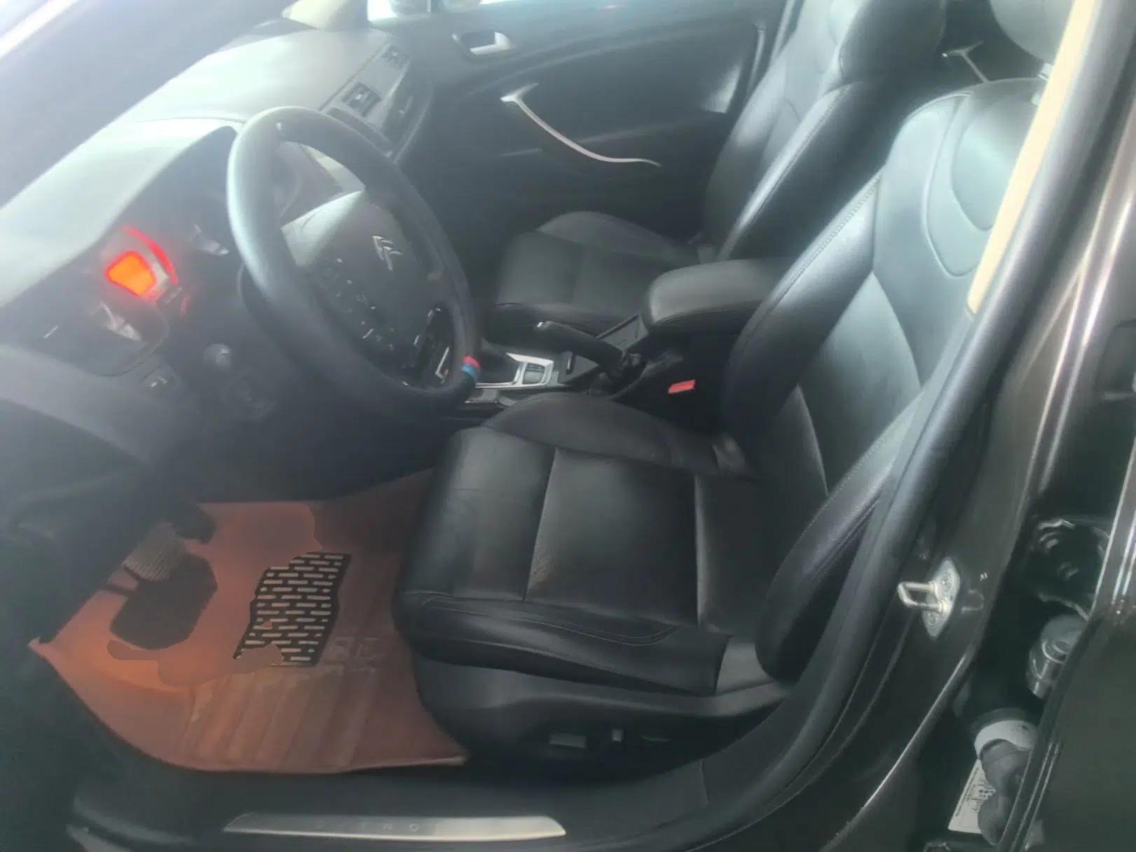 Citroen C5 2014 2.0L Automatic Luxury Edition — миниатюра 18