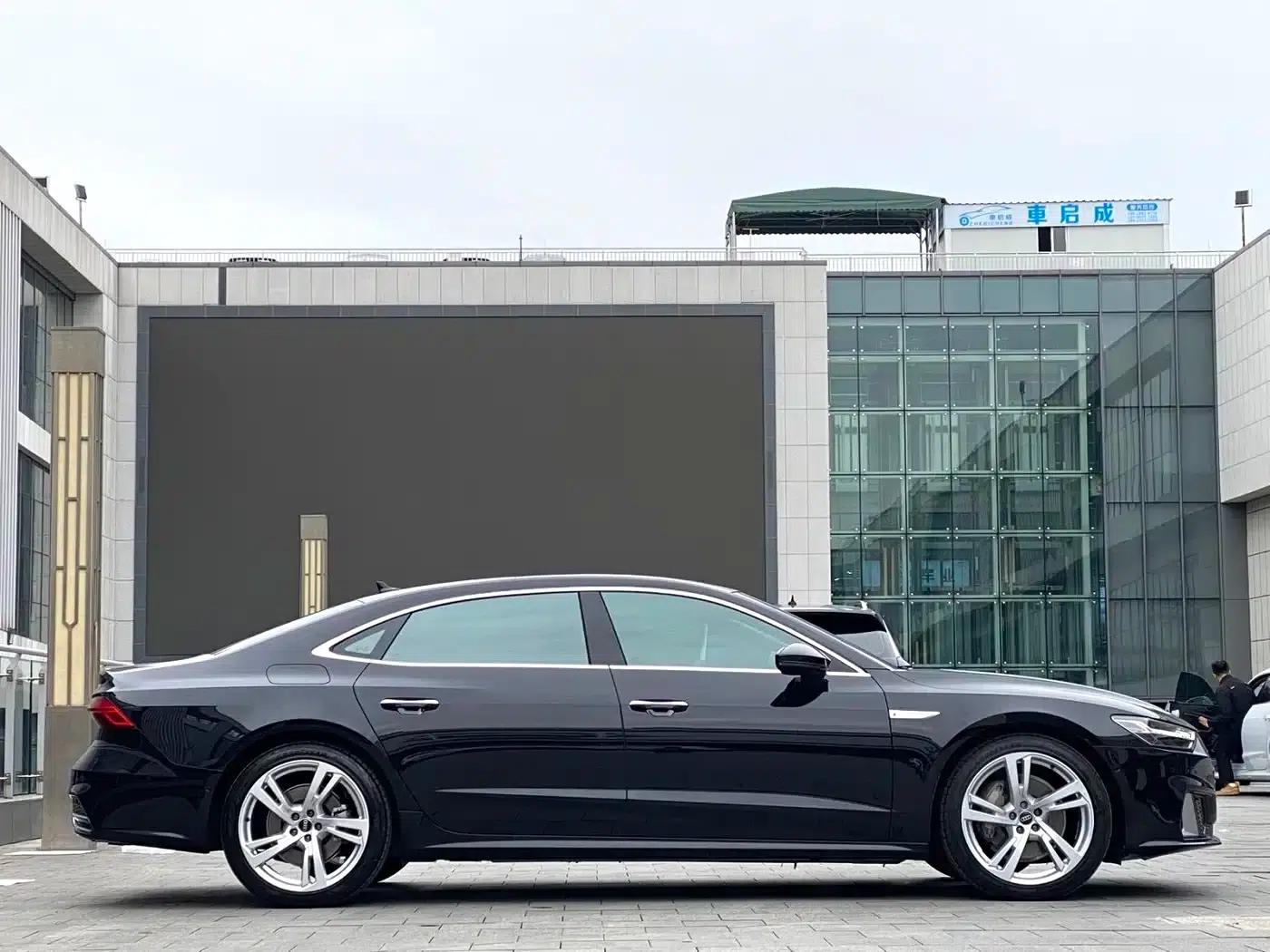 Audi A7L 2024 45TFSI quattro S-line (High-end) Crystal Package — миниатюра 8