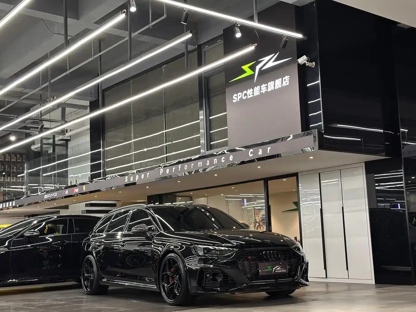2023 Audi RS 4 RS4 Avant Obsidian Edition — миниатюра 1