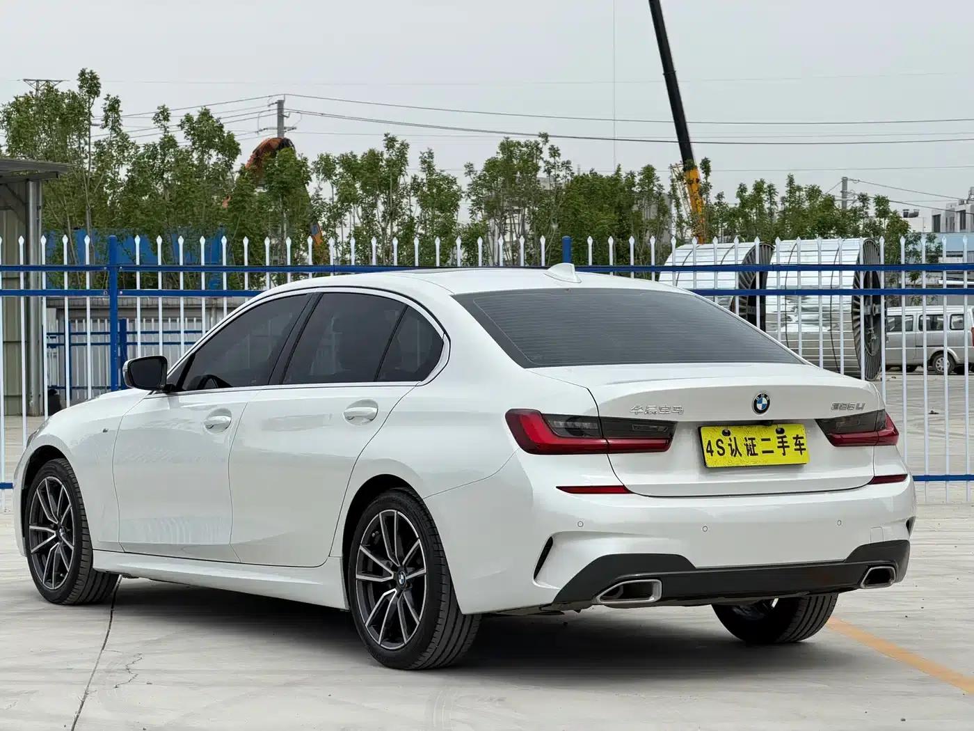 2022 BMW 3 Series 325Li M Sport Package — миниатюра 28