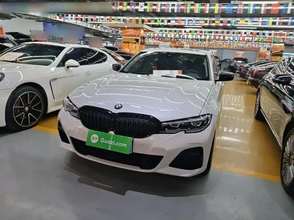 2020 BMW 3 Series 325Li M Sport Shadow Edition — миниатюра 1