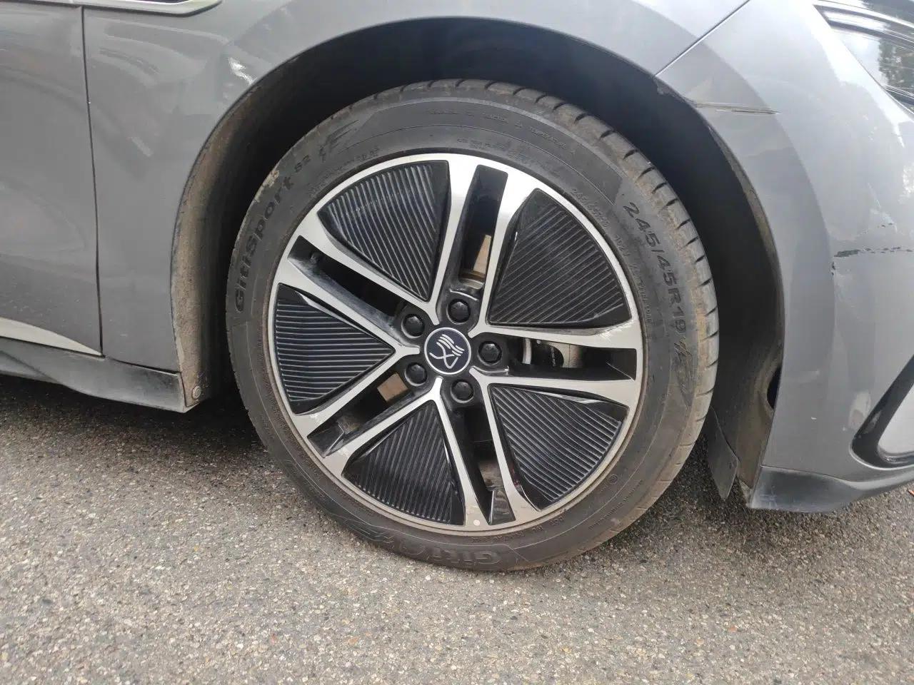 BYD Han 2023 EV Champion Edition 605KM Front-Drive Premium Model — миниатюра 8