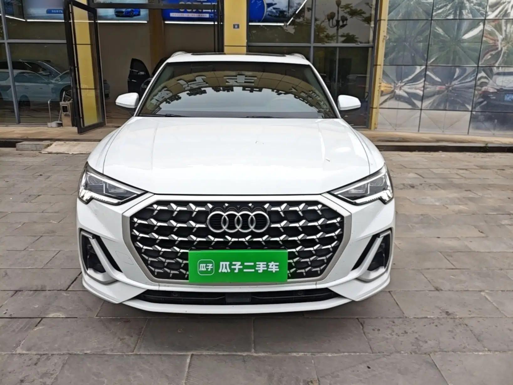 Audi Q3 2024 35 TFSI Fashion Dynamic Edition — миниатюра 2