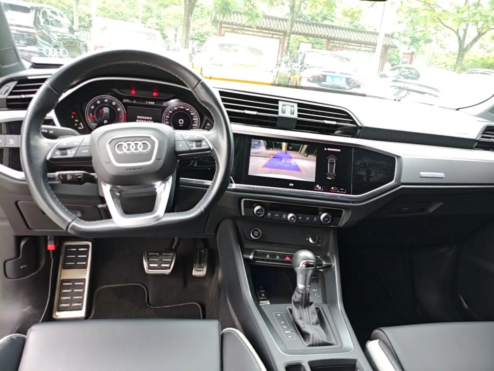 Audi Q3 2024 35 TFSI Fashion Dynamic Edition — миниатюра 13