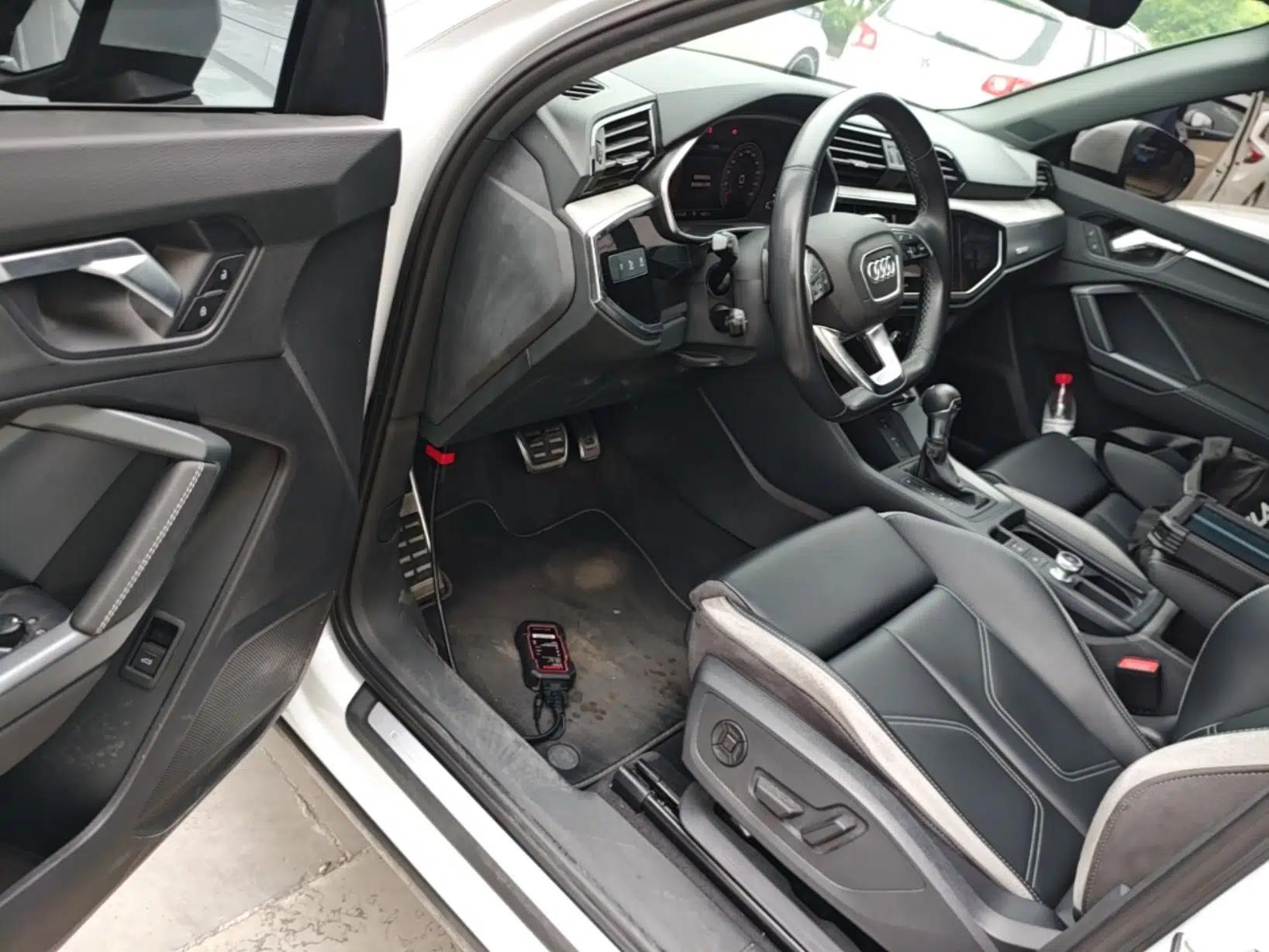 Audi Q3 2024 35 TFSI Fashion Dynamic Edition — миниатюра 19