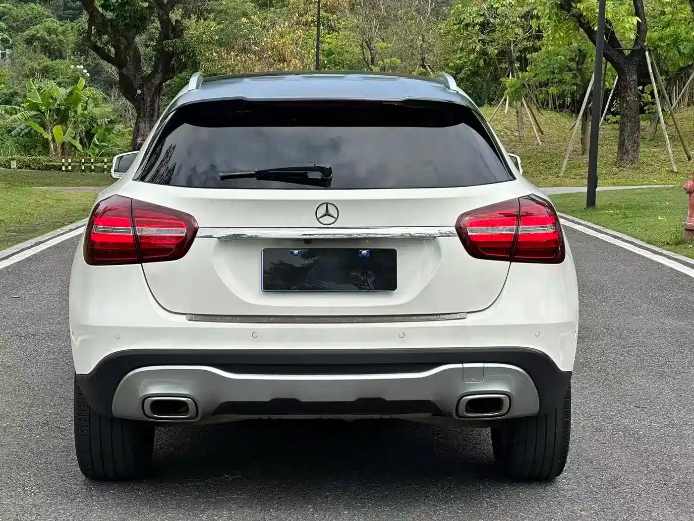 2017 Mercedes-Benz GLA 200 Fashion Edition — миниатюра 3