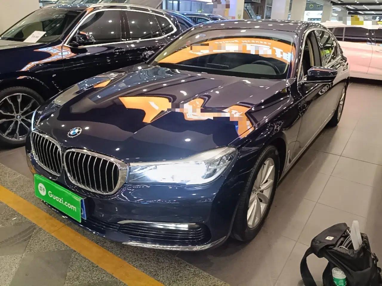 BMW 7 Series 2017 730Li Leading Model — миниатюра 1