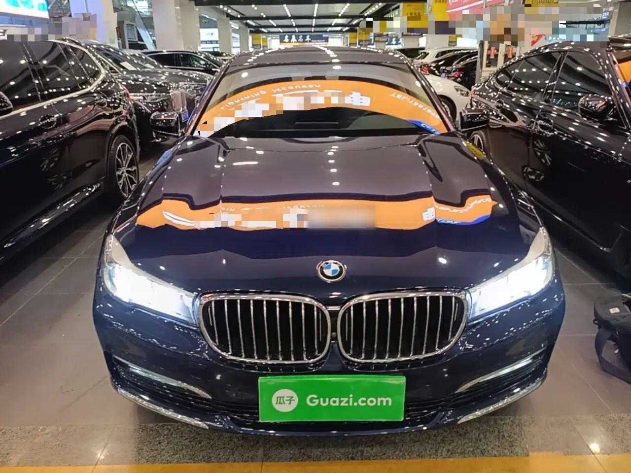 BMW 7 Series 2017 730Li Leading Model — миниатюра 2