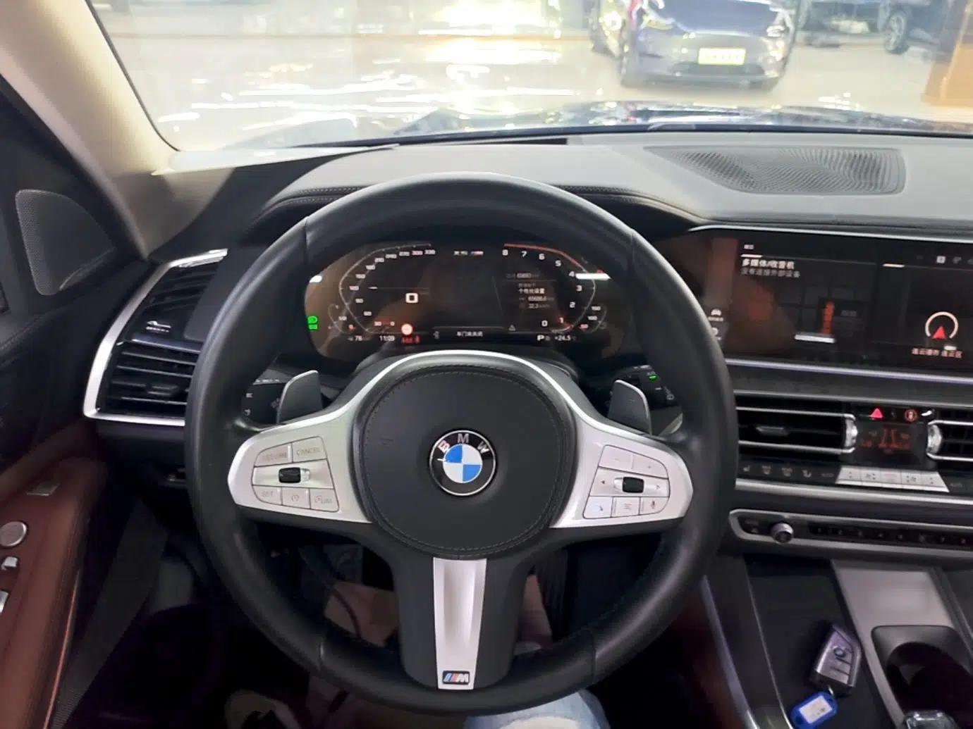 BMW X5 2022 Restyled xDrive 30Li Luxury Version M Sport Package — миниатюра 14