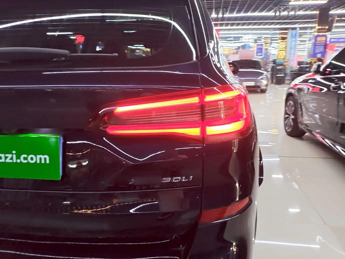 BMW X5 2022 Restyled xDrive 30Li Luxury Version M Sport Package — миниатюра 7