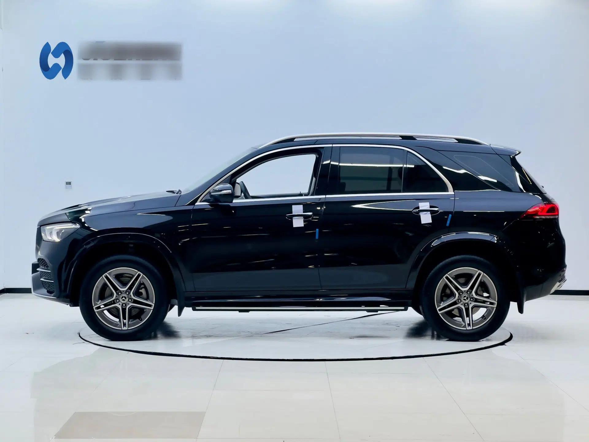Mercedes-Benz GLE 2020 Facelifted GLE 350 4MATIC Luxury Edition — миниатюра 3