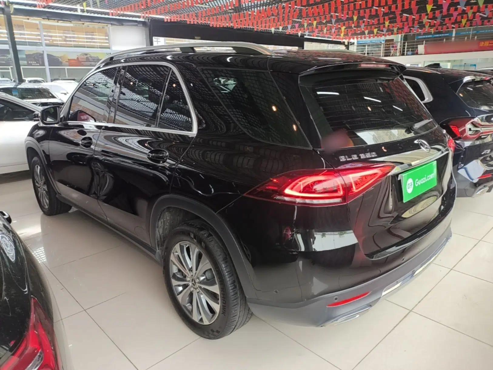 Mercedes-Benz GLE 2020 GLE 350 4MATIC Dynamic Edition Special Version — миниатюра 4